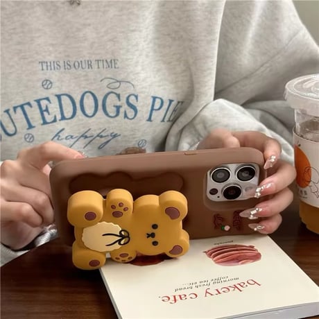 K22596 くまちゃんスタンドソフトiPhoneケース