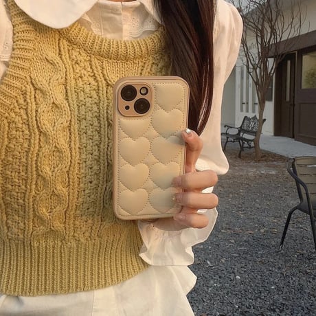 S73749 Soft Heart Quilted iPhone Case