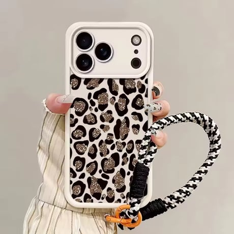 K23050 グリッターレオパード ストラップ付きiPhoneケース