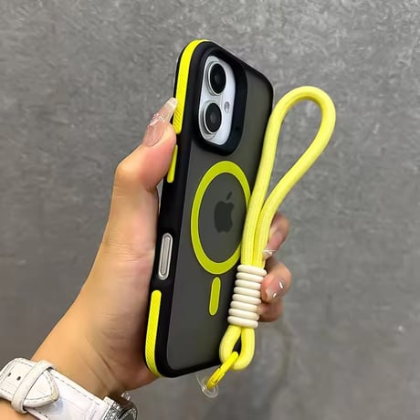K22937 MagSafe対応 ストラップ付きクリアケース