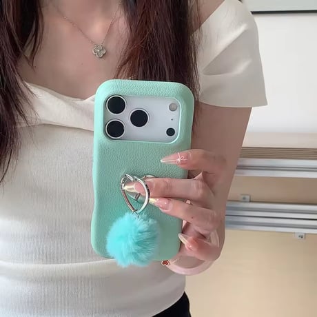 K22993 ふわもこハートポンポン iPhoneケース