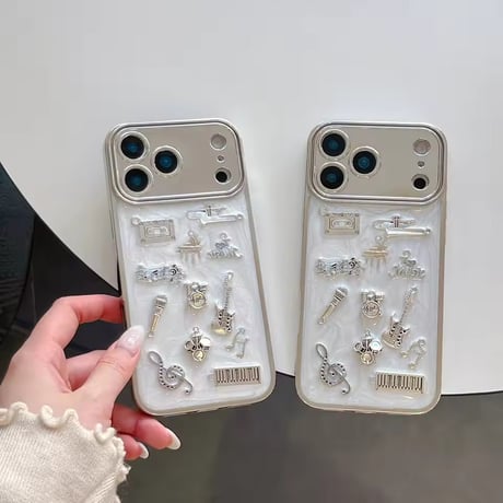 S75395 ミュージックチャームiPhoneケース
