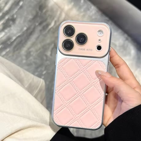 S75380 キルティングレザーパネルiPhoneケース