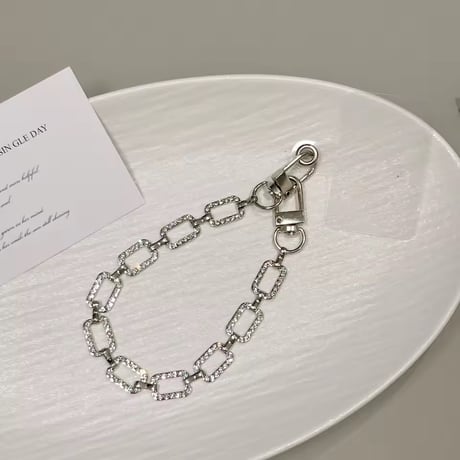 P0400 ジュエルチェーンハンドストラップ