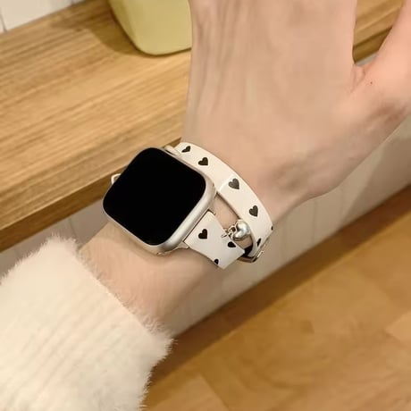 N00204 ハート柄チャーム付き Apple Watchベルト