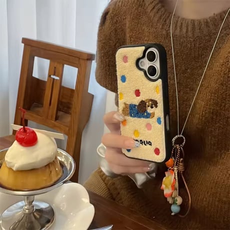 S74945 もこもこドッグ iPhoneケース