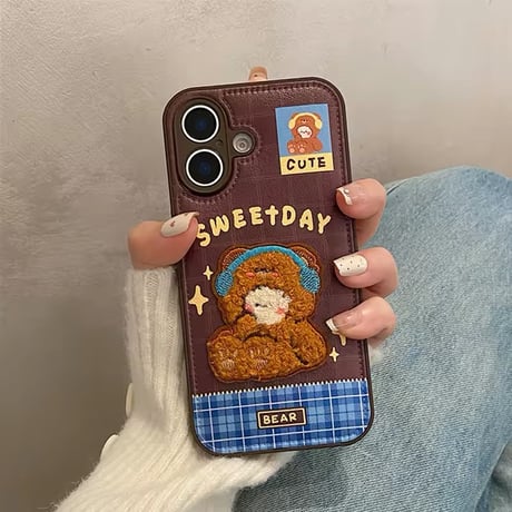 S74466 もこもこアニマル刺繍iPhoneケース
