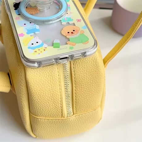 【即納商品】K22699 わんちゃんパーティーのグリップ付きiPhoneケース
