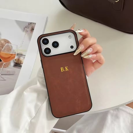 S75238 ゴールドロゴ名入れレザー風 iPhoneケース