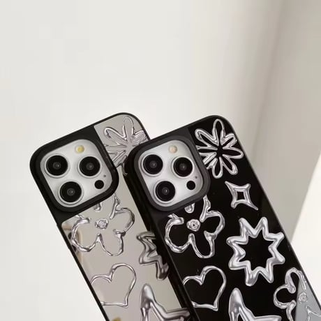 S74619 メタリックモチーフのMagSafe対応iPhoneケース