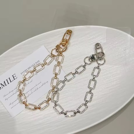 P0400 ジュエルチェーンハンドストラップ
