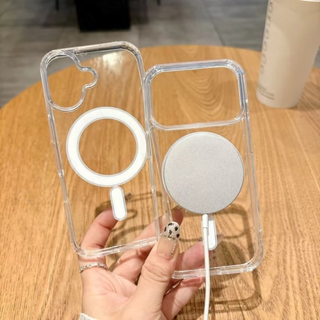 L61261 MagSafe対応クリアiPhoneケース