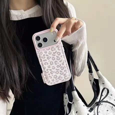 S75156 ピンクエッジ ガーリーアニマル柄 iPhoneケース