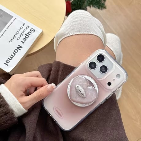 K23013 MagSafe対応 ハートグリップ付き くすみピンククリア iPhoneケース