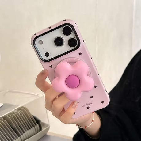 K22999 MagSafe対応 フラワーグリップ付き ハートドットiPhoneケース