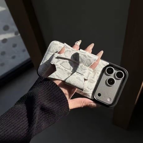 K23040 リボンバンド付きスネーク調iPhoneケース