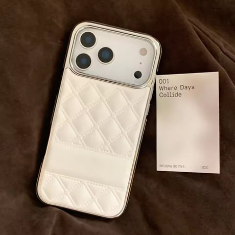 S75186 クラシックキルティング iPhoneケース