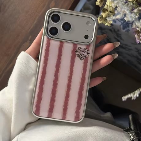 S75259 くすみピンクストライプ ハートアクセント iPhoneケース