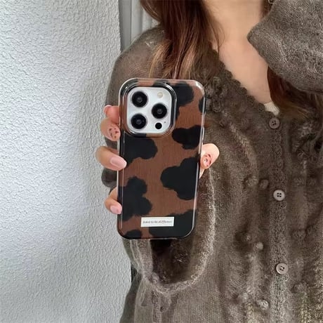 S75056 カラフルカウ柄iPhoneケース