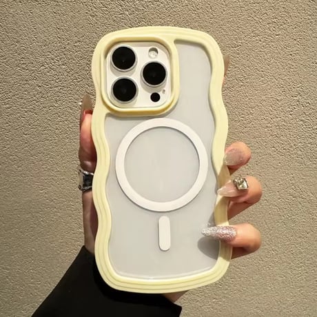 L62390 うねうねフレーム MagSafe対応クリアiPhoneケース
