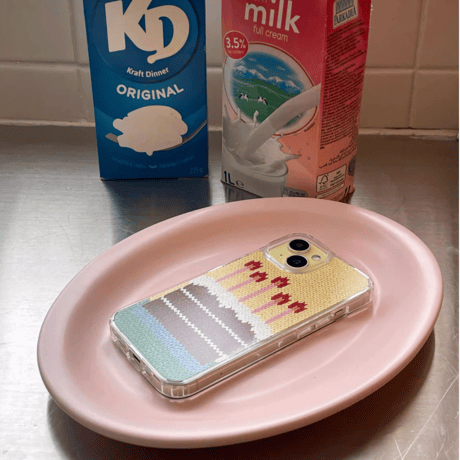S74558 ニットケーキのiPhoneケース