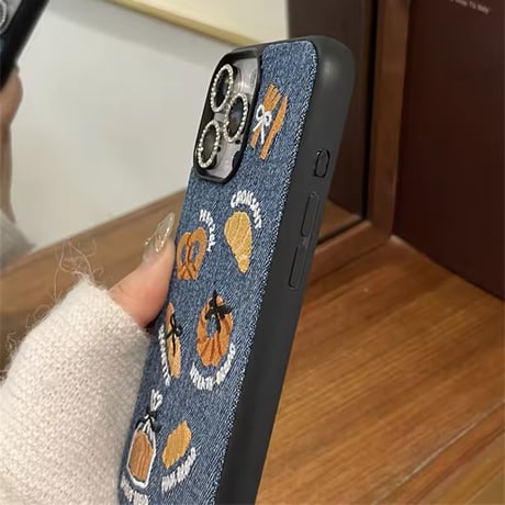S74568 パン屋さん刺繍デニム iPhoneケース