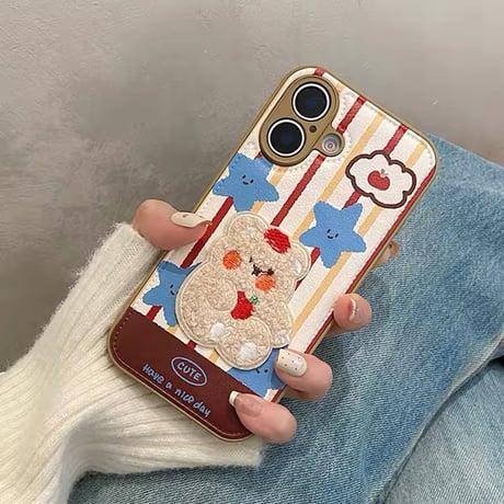 S74466 もこもこアニマル刺繍iPhoneケース