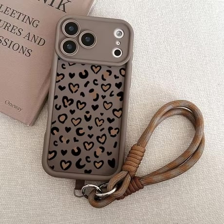 K23029 ハートレオパード ハンドストラップ付き iPhoneケース