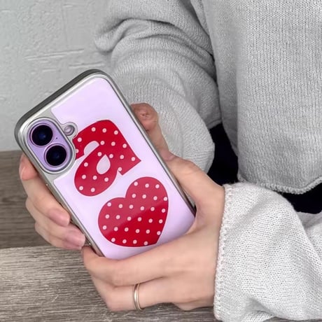 S74863 ドットハートとアルファベットのiPhoneケース
