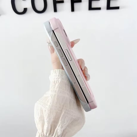 L62348 マットカラーフレーム MagSafe対応 iPhoneケース