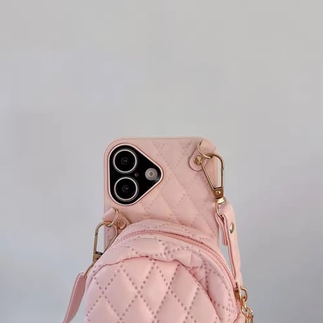 K22862 キルティングミニポーチ付きiPhoneケース（ストラップ付き）