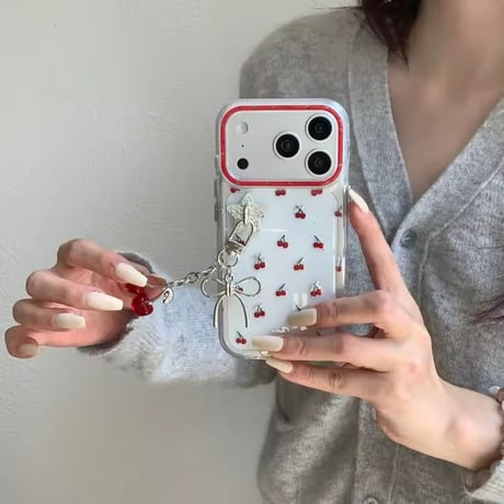 L62446 チェリーチャーム付きクリアiPhoneケース