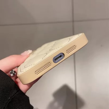 S74337 ふわモコキルティングiPhoneケース