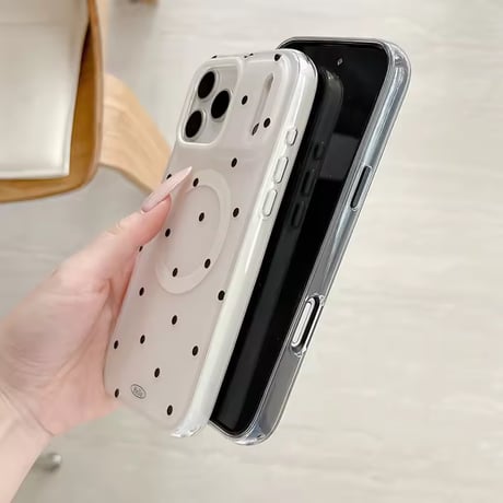 S75114 Dot cute MagSafe iPhoneケース