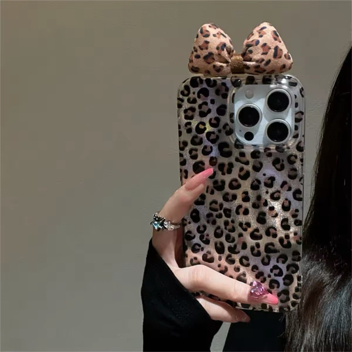 S74399 レオパードリボン iPhoneケース | nanomita