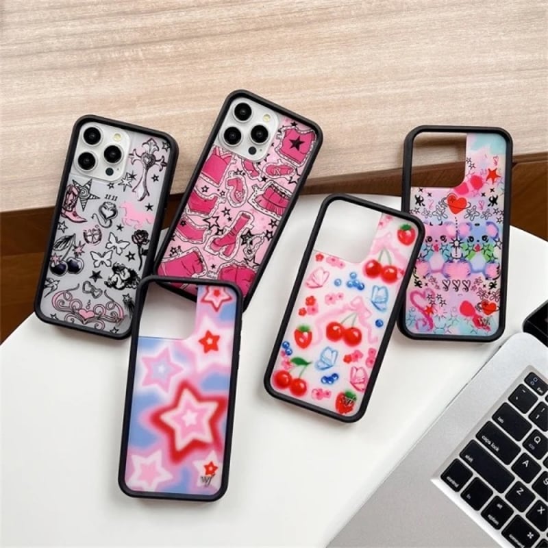S74815 Y2KポップアートiPhoneケース | nanomita