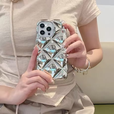 S74452 ミラーシャイン キルティングiPhoneケース