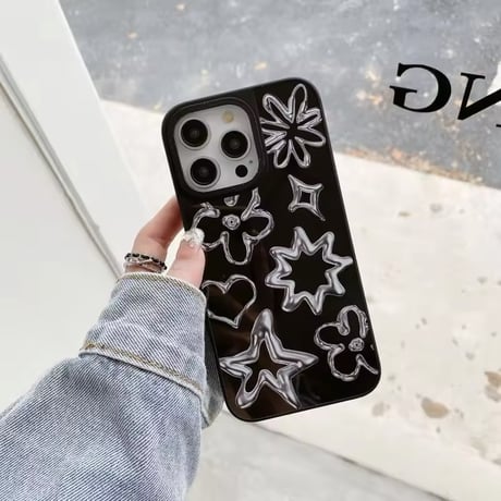 S74619 メタリックモチーフのMagSafe対応iPhoneケース