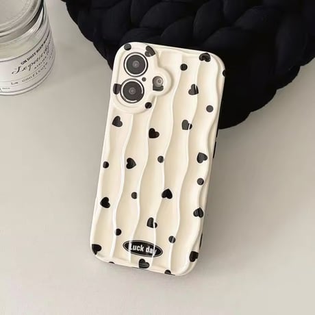 S74595 くねくねハートのモノトーンケース