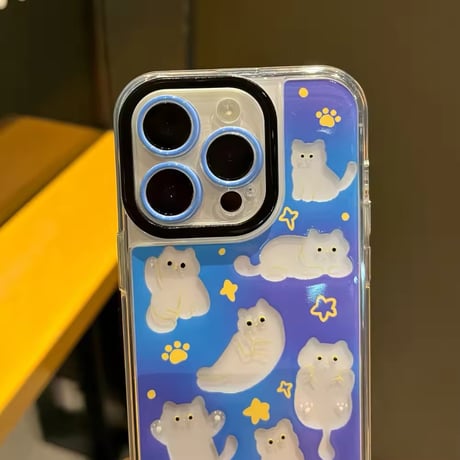 L62204 光るねこちゃんのiPhoneケース