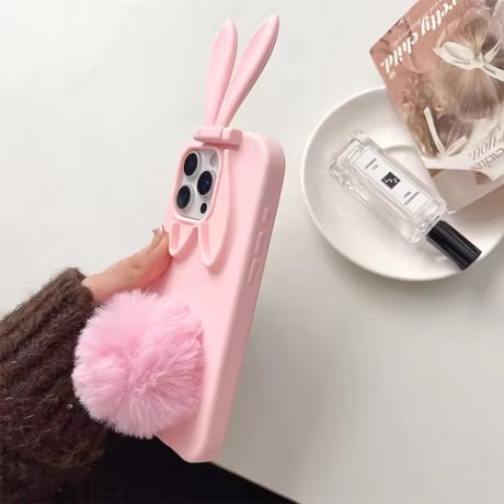 S75463うさみみファーポンポンiPhoneケース