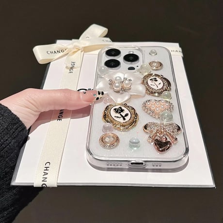 L62213 ビジューブローチデザイン iPhoneケース
