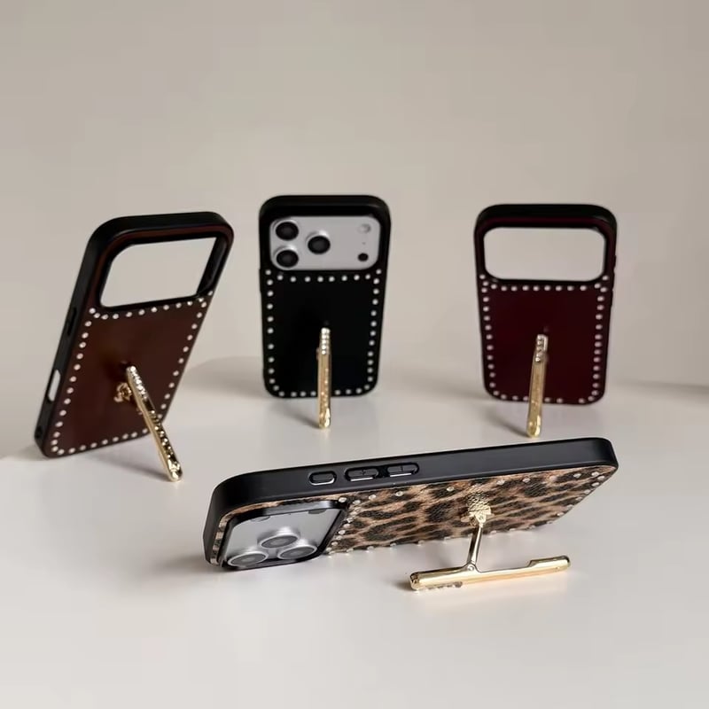 K23102 スタッズデザインスタンドiPhoneケース | nanomita