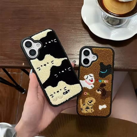 S74945 もこもこドッグ iPhoneケース