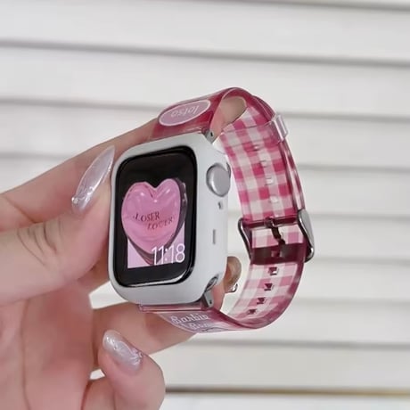 N00176 Gingham Heart Apple Watchベルト