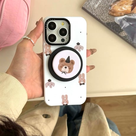 K22737 ぼうしぐまとうさちゃんのiPhoneケース（MagSafe対応）