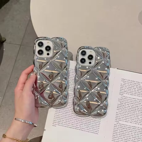 S74452 ミラーシャイン キルティングiPhoneケース