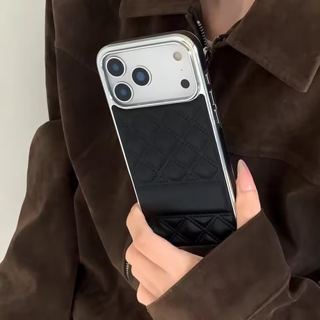 S75186 クラシックキルティング iPhoneケース