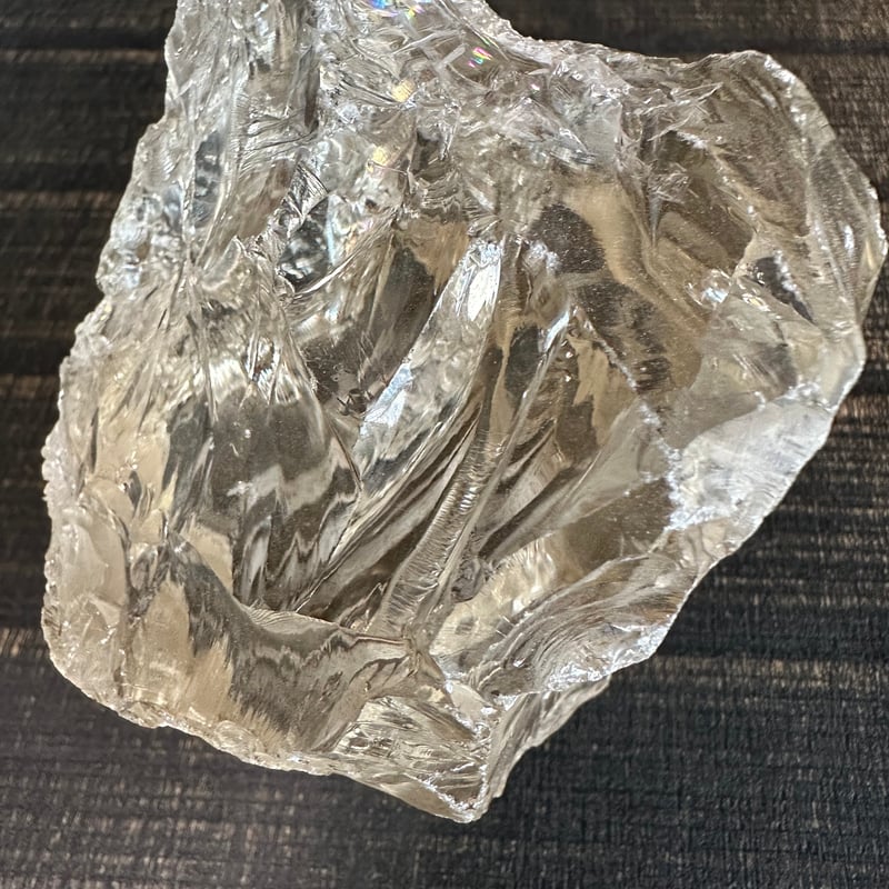 ブラジル ミナスジェライス州 少しスモーキー スカル 透明感 うるうる ブラジル ミナスジェライス州 少しスモーキー スカル 透明感