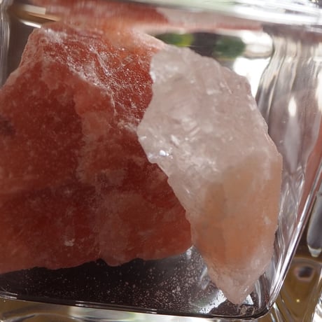 岩塩（2つ入り・7.5ｃｍガラスケース）